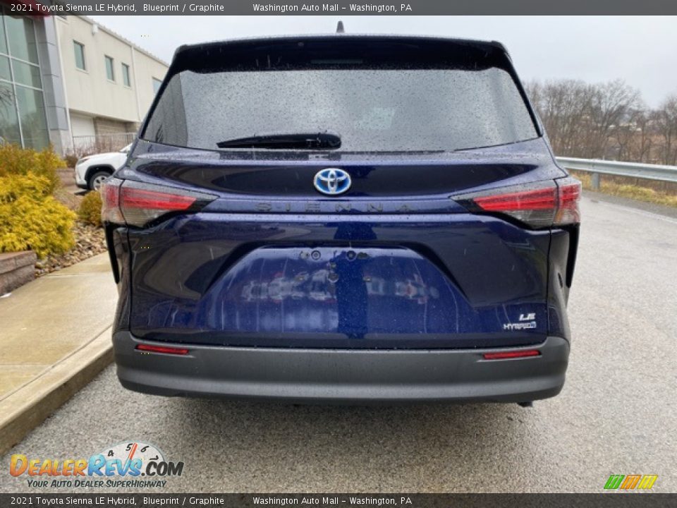 2021 Toyota Sienna LE Hybrid Blueprint / Graphite Photo #14