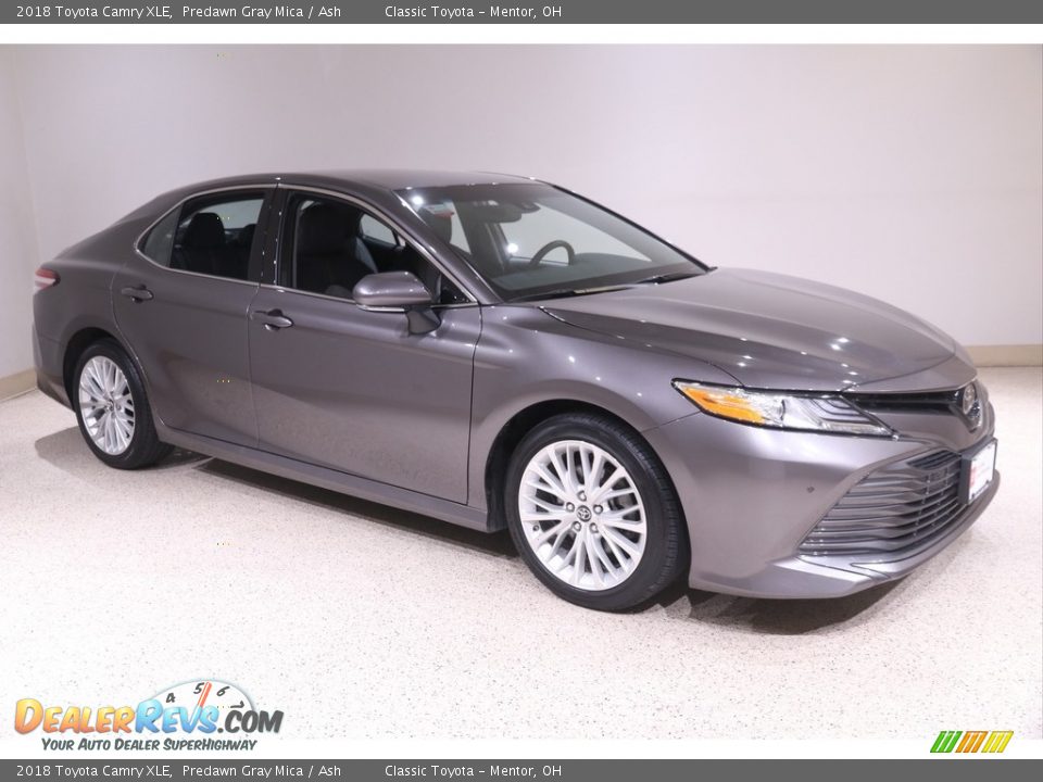 2018 Toyota Camry XLE Predawn Gray Mica / Ash Photo #1