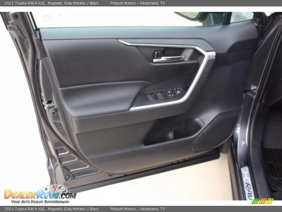 2021 Toyota RAV4 XLE Magnetic Gray Metallic / Black Photo #9