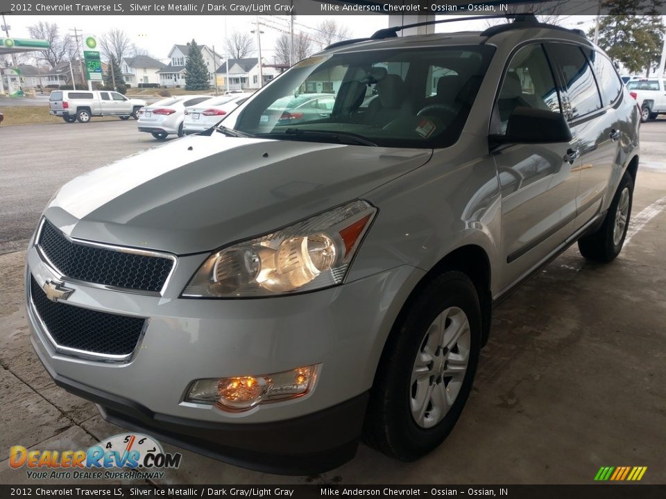 2012 Chevrolet Traverse LS Silver Ice Metallic / Dark Gray/Light Gray Photo #9