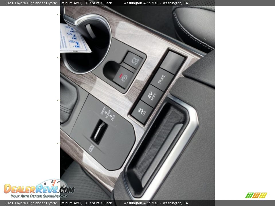 2021 Toyota Highlander Hybrid Platinum AWD Blueprint / Black Photo #19