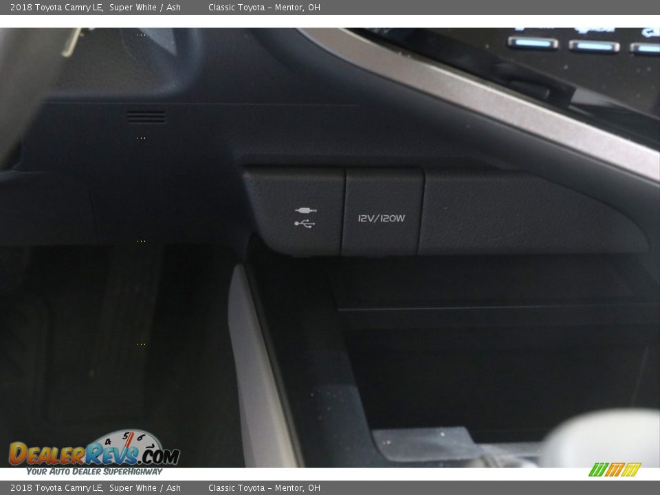 2018 Toyota Camry LE Super White / Ash Photo #13