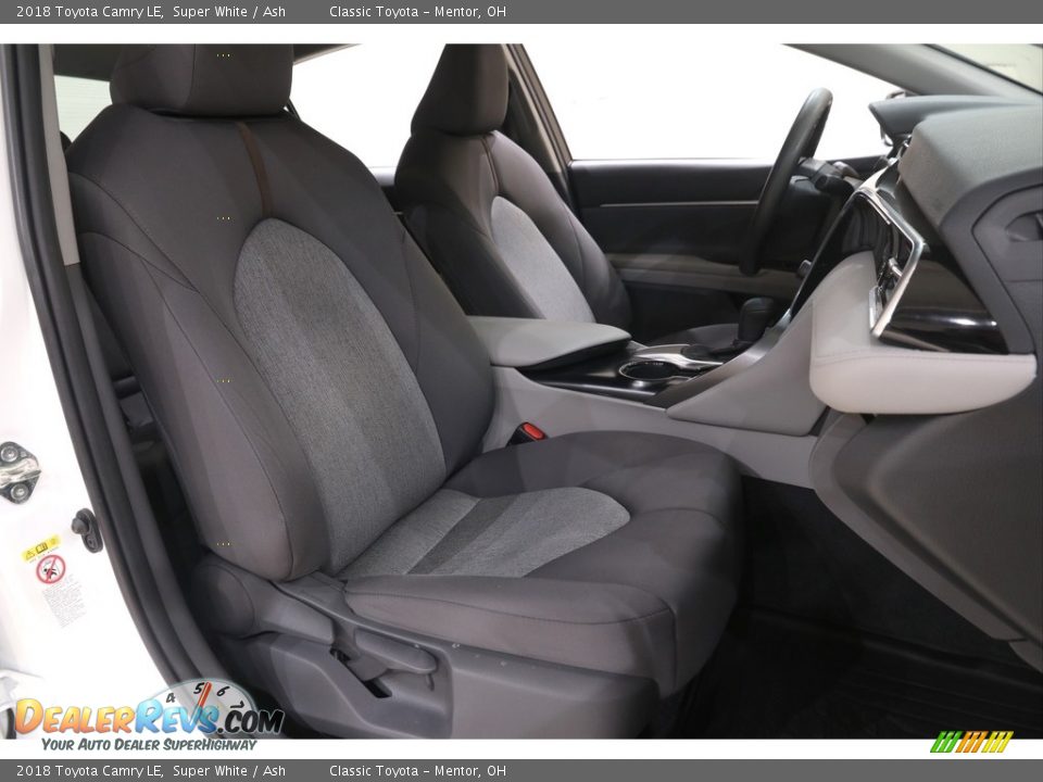2018 Toyota Camry LE Super White / Ash Photo #15