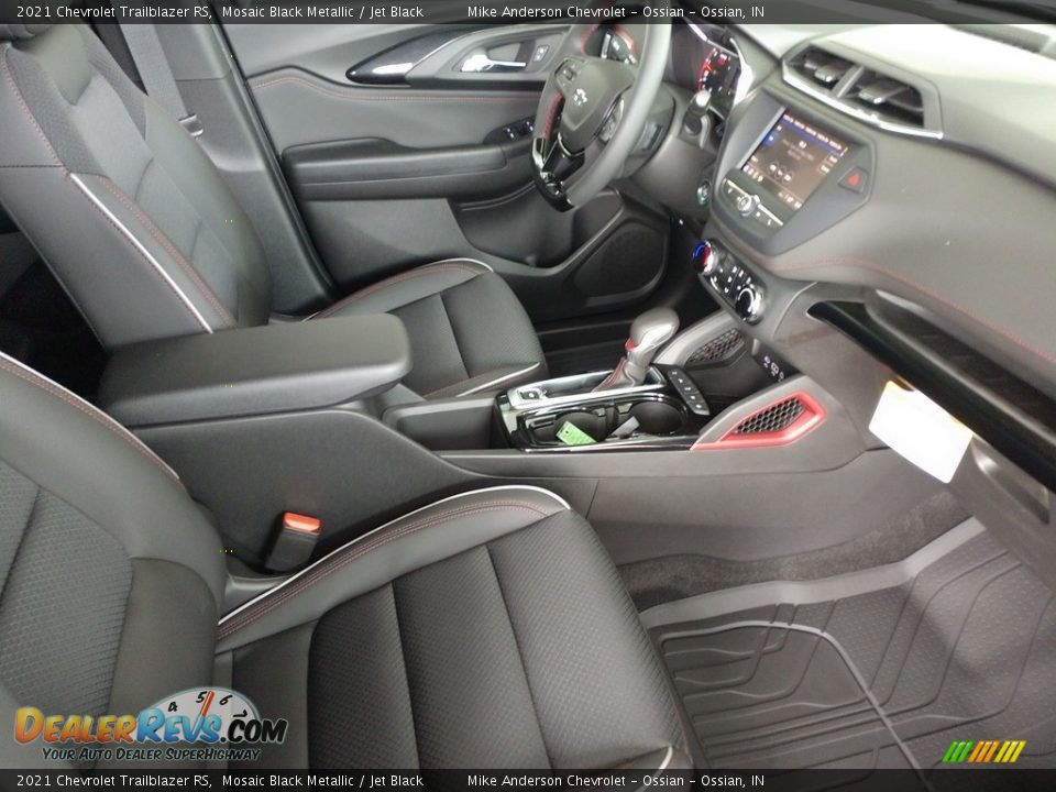 Front Seat of 2021 Chevrolet Trailblazer RS Photo #17