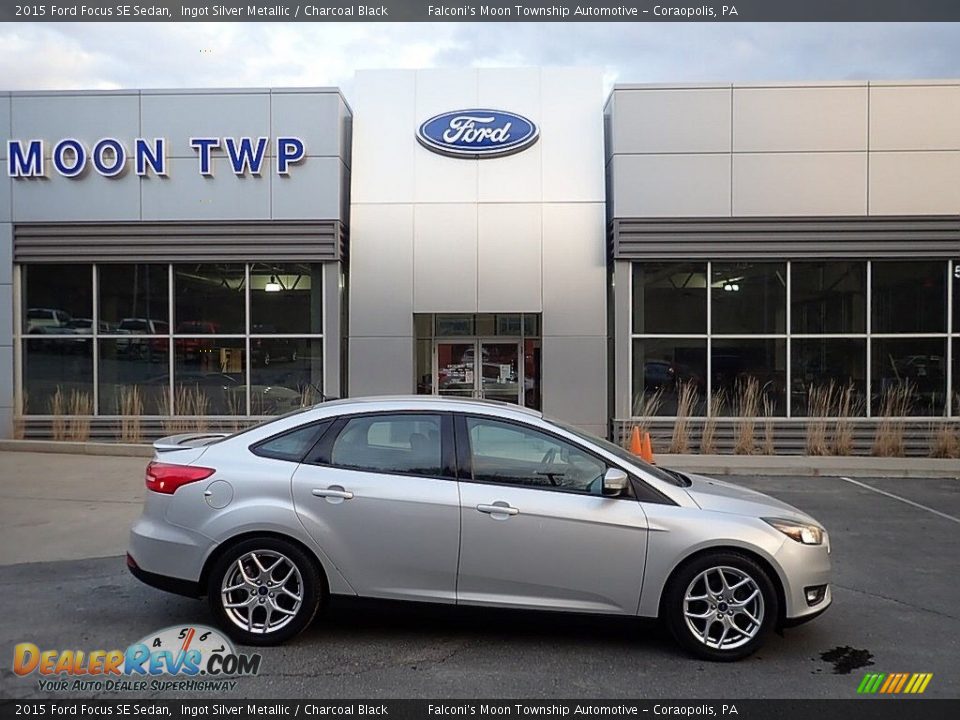 2015 Ford Focus SE Sedan Ingot Silver Metallic / Charcoal Black Photo #1