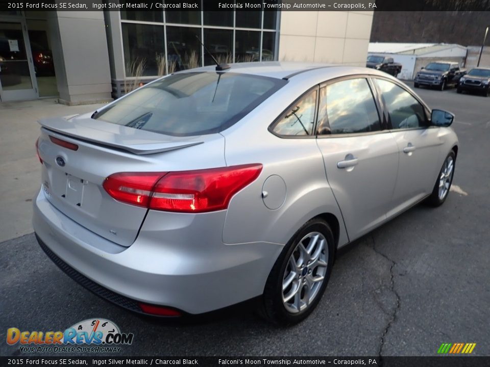 2015 Ford Focus SE Sedan Ingot Silver Metallic / Charcoal Black Photo #2