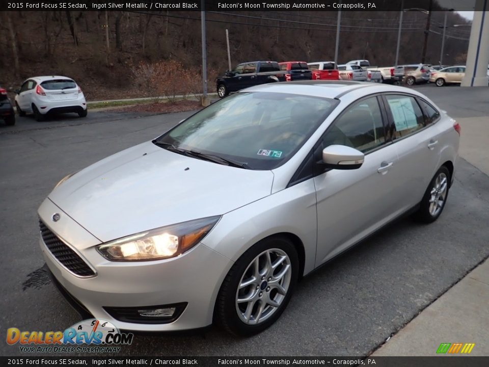 2015 Ford Focus SE Sedan Ingot Silver Metallic / Charcoal Black Photo #7