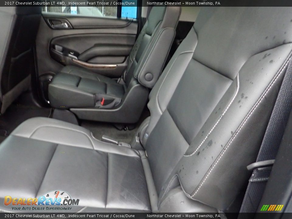2017 Chevrolet Suburban LT 4WD Iridescent Pearl Tricoat / Cocoa/Dune Photo #21