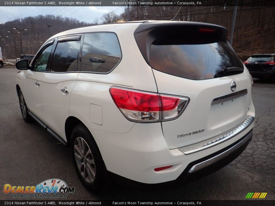 2014 Nissan Pathfinder S AWD Moonlight White / Almond Photo #5