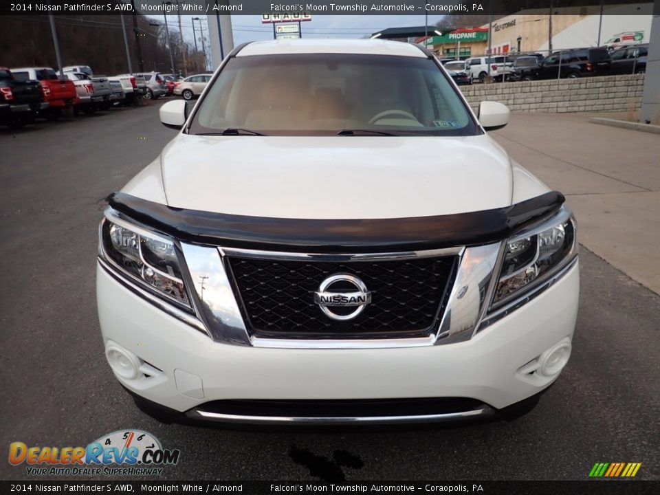 2014 Nissan Pathfinder S AWD Moonlight White / Almond Photo #8