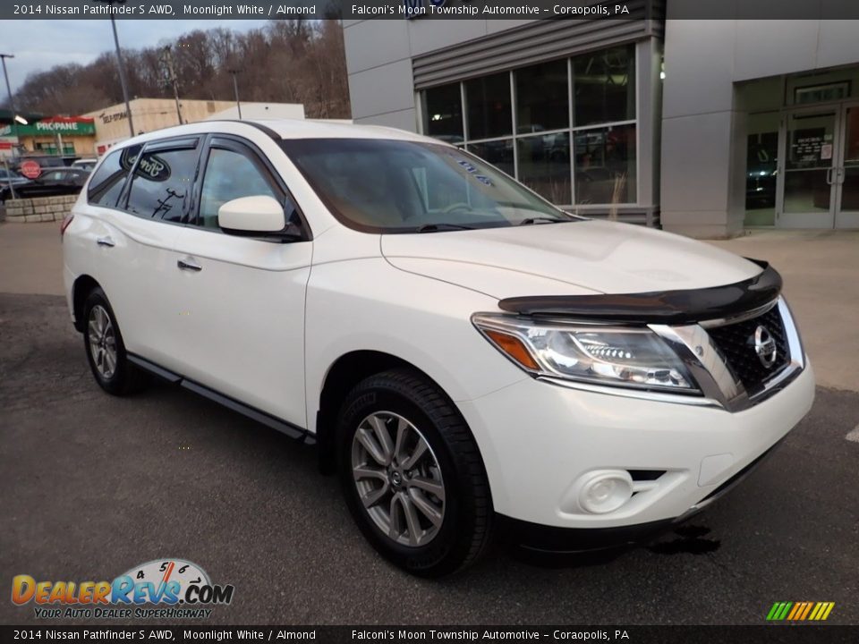 2014 Nissan Pathfinder S AWD Moonlight White / Almond Photo #9