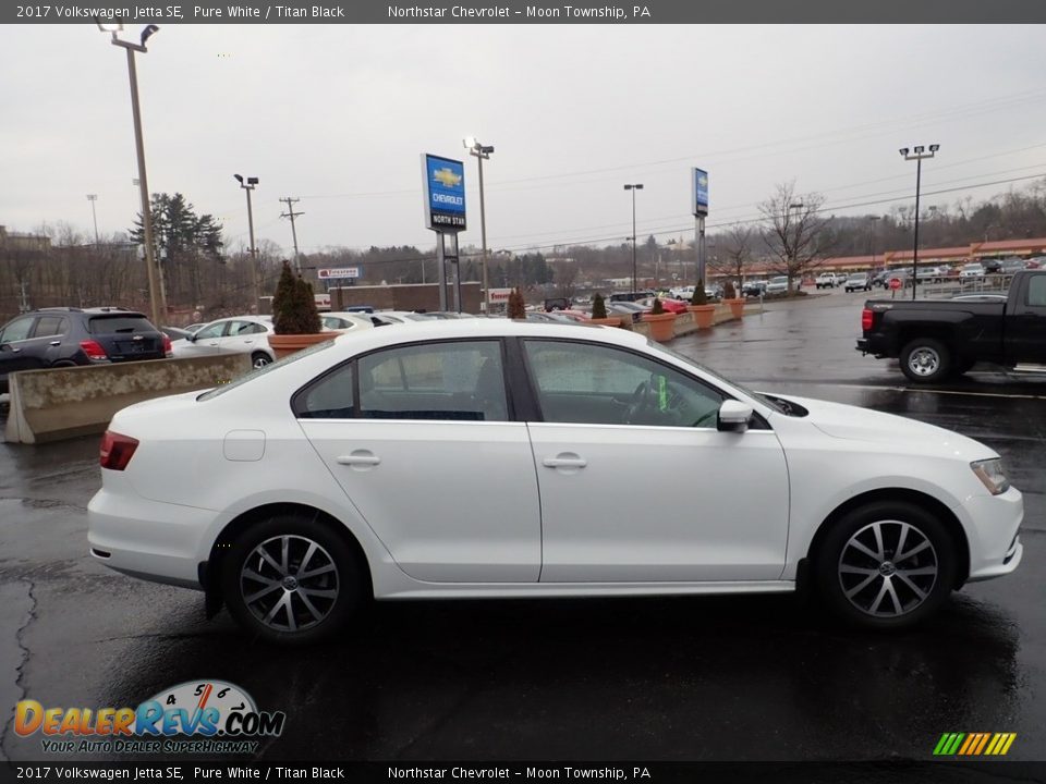 Pure White 2017 Volkswagen Jetta SE Photo #10