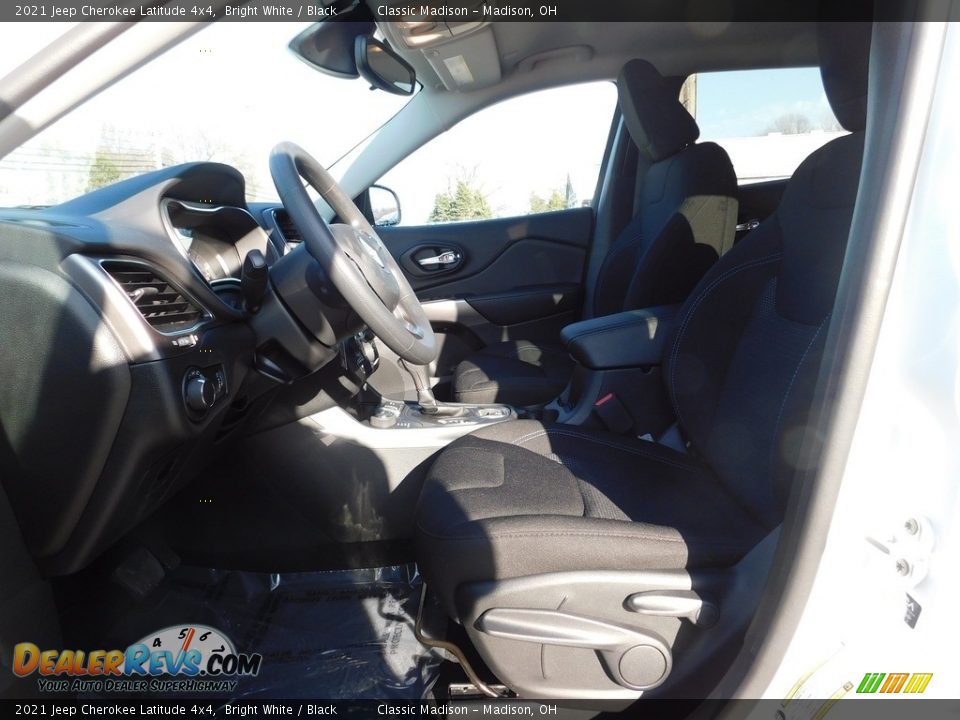 2021 Jeep Cherokee Latitude 4x4 Bright White / Black Photo #2