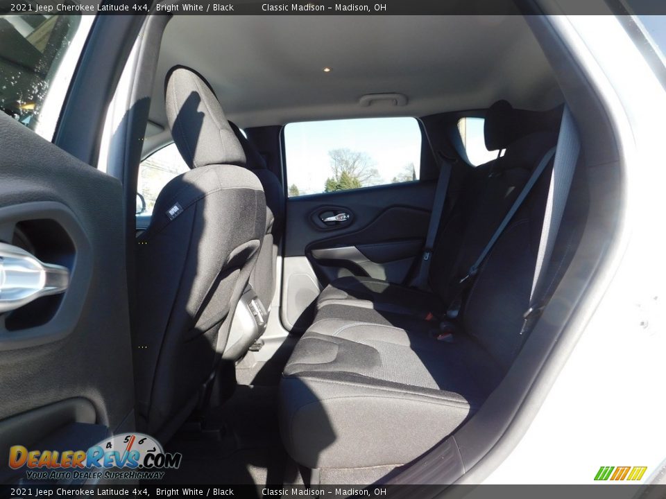 2021 Jeep Cherokee Latitude 4x4 Bright White / Black Photo #3