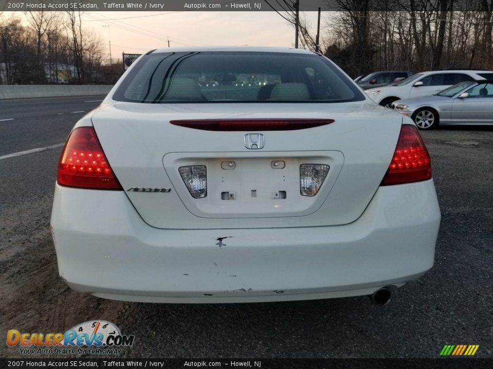 2007 Honda Accord SE Sedan Taffeta White / Ivory Photo #4