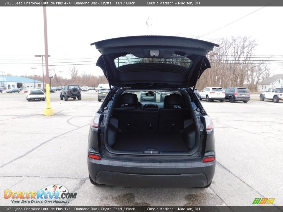 2021 Jeep Cherokee Latitude Plus 4x4 Diamond Black Crystal Pearl / Black Photo #12