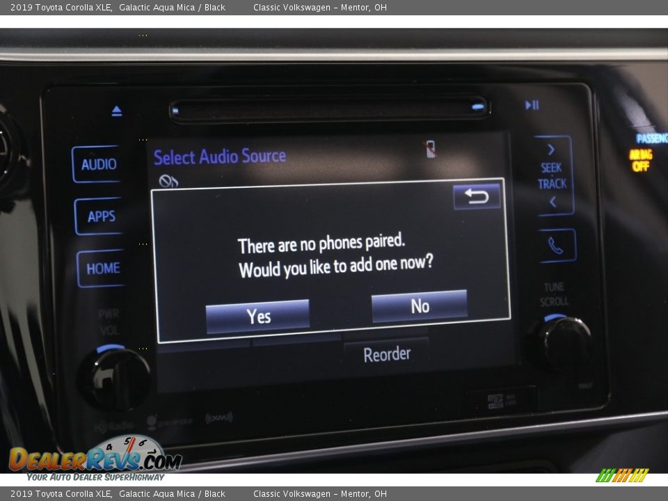 2019 Toyota Corolla XLE Galactic Aqua Mica / Black Photo #11