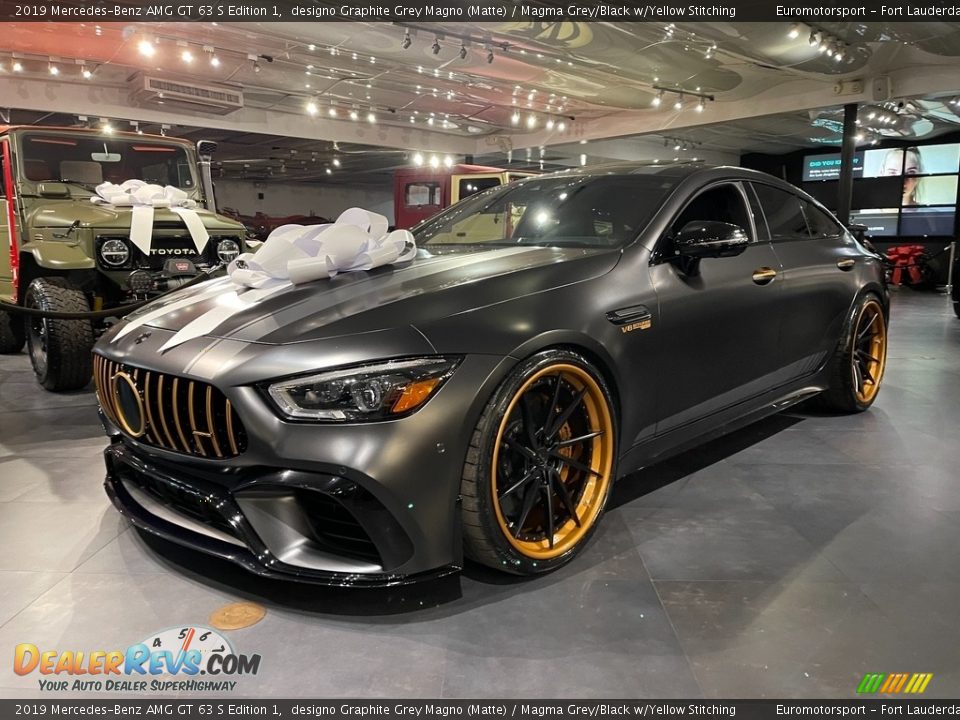 Front 3/4 View of 2019 Mercedes-Benz AMG GT 63 S Edition 1 Photo #1