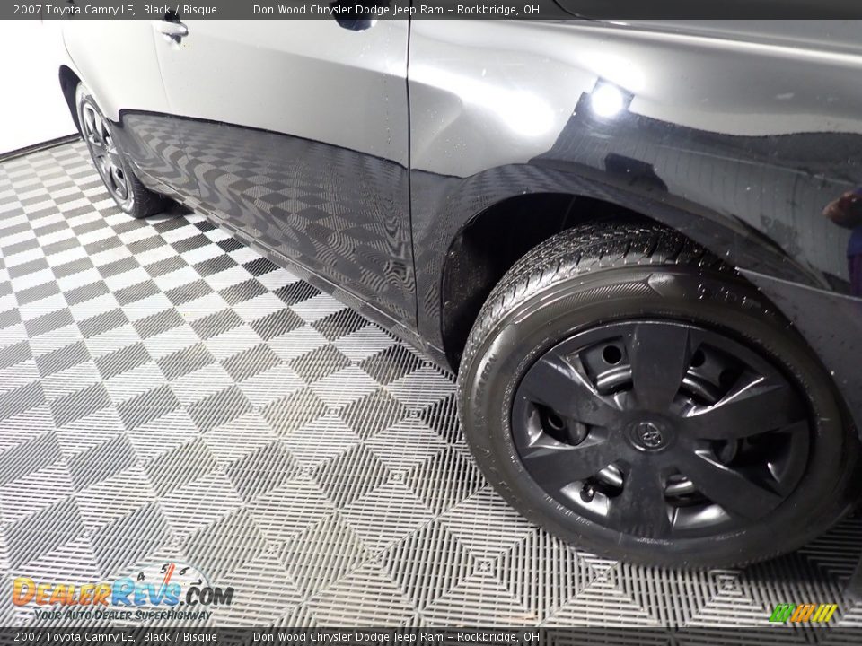 2007 Toyota Camry LE Black / Bisque Photo #4