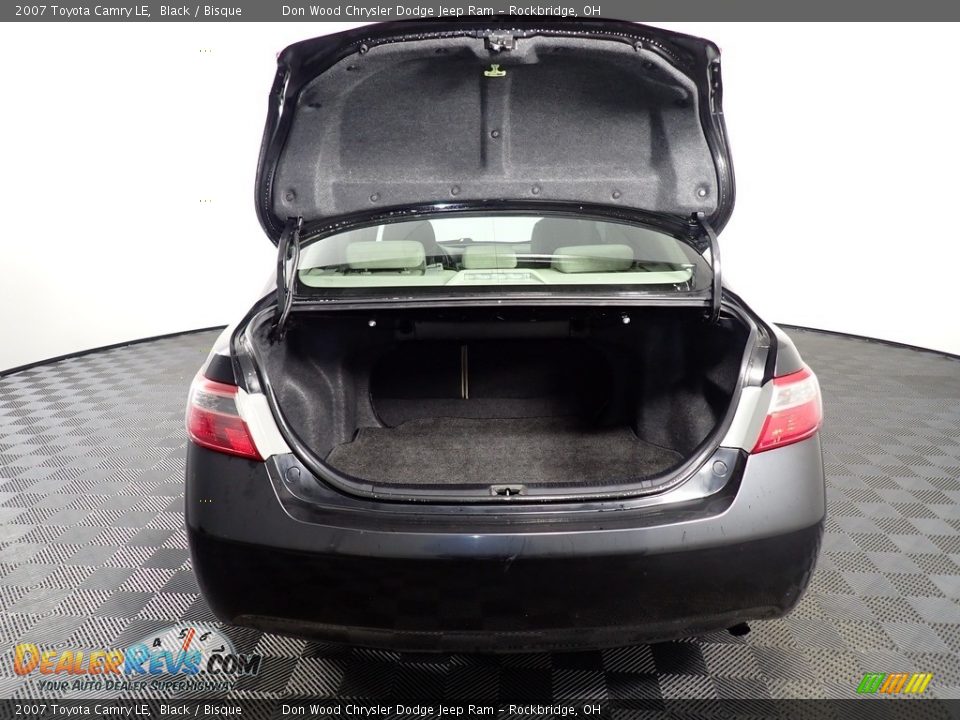 2007 Toyota Camry LE Black / Bisque Photo #13