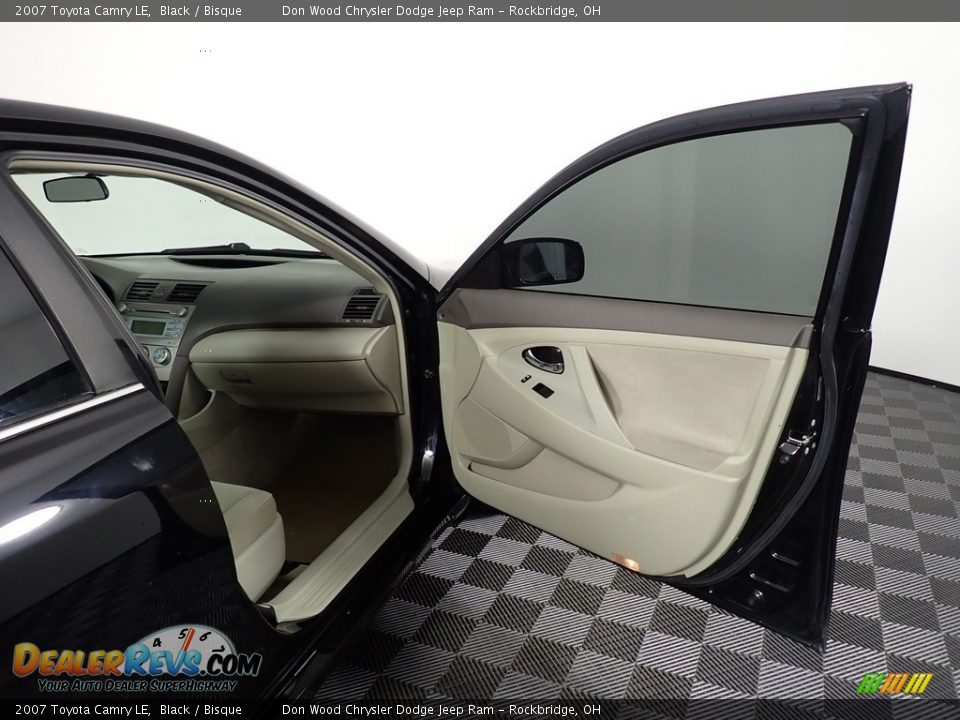 2007 Toyota Camry LE Black / Bisque Photo #28