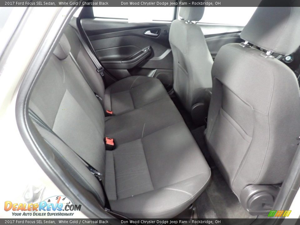 2017 Ford Focus SEL Sedan White Gold / Charcoal Black Photo #31