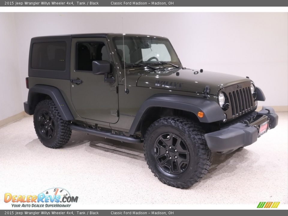 2015 Jeep Wrangler Willys Wheeler 4x4 Tank / Black Photo #1