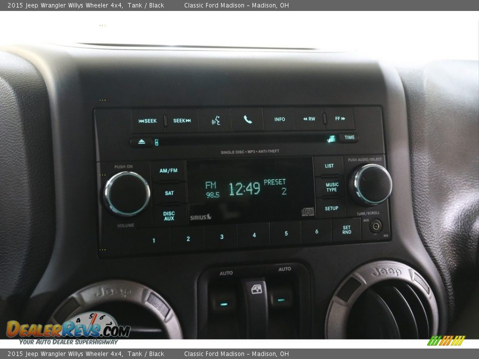 2015 Jeep Wrangler Willys Wheeler 4x4 Tank / Black Photo #10