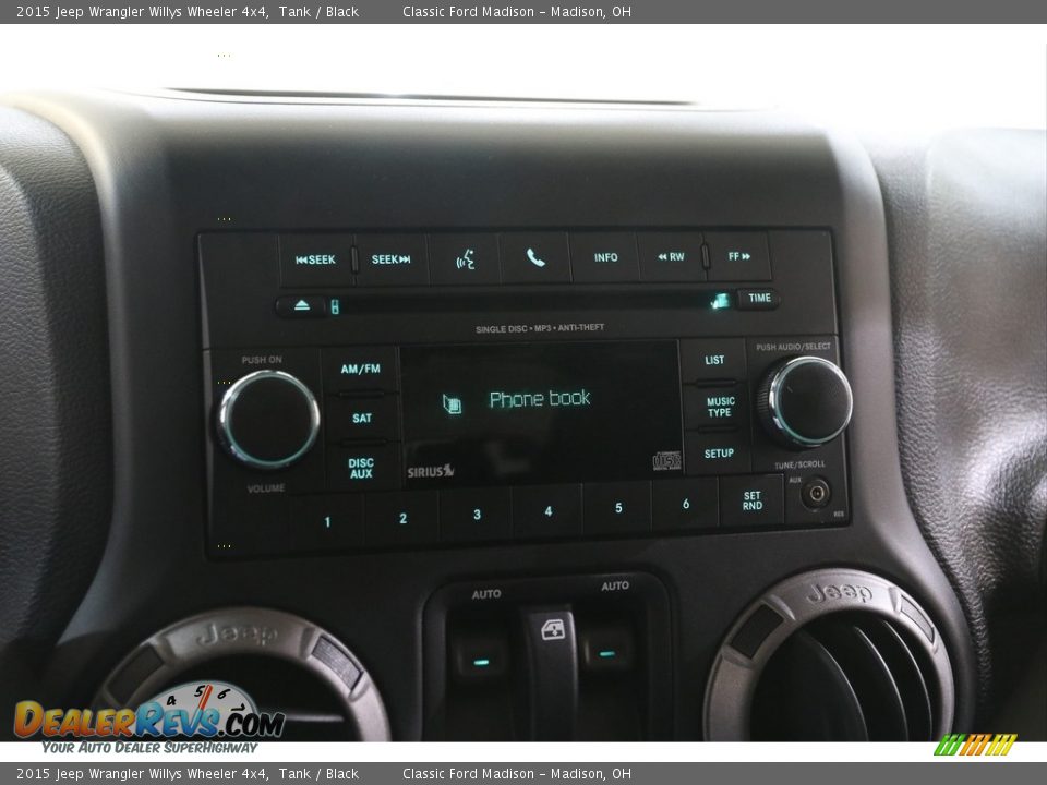 2015 Jeep Wrangler Willys Wheeler 4x4 Tank / Black Photo #11