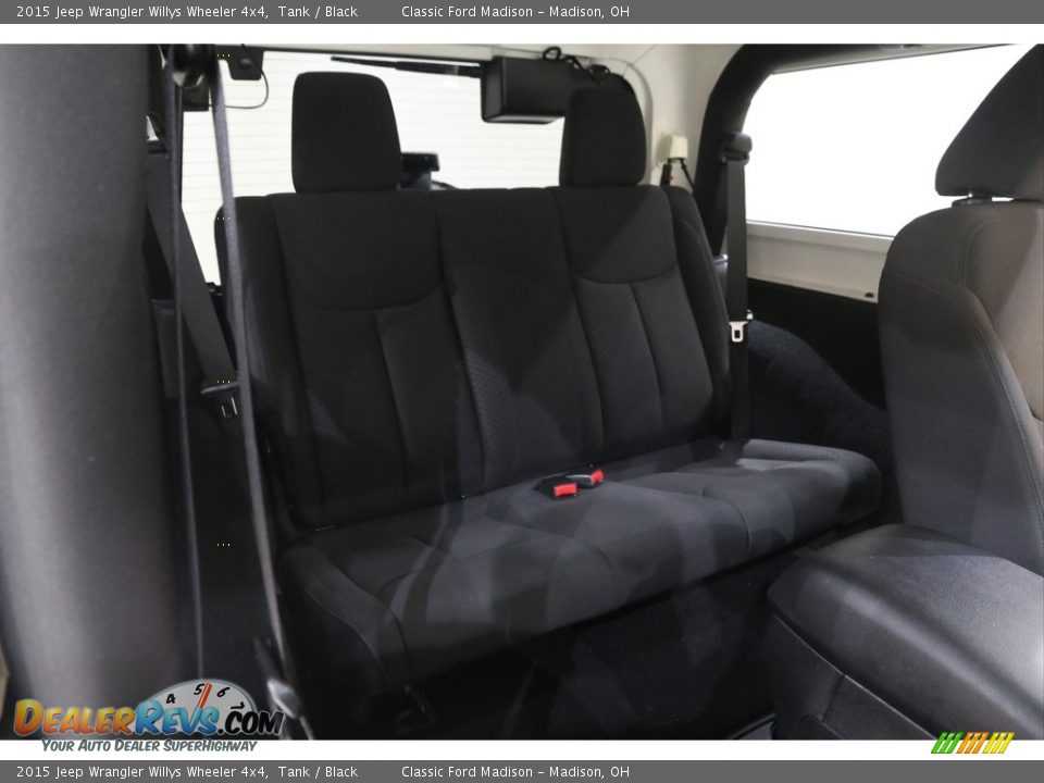 2015 Jeep Wrangler Willys Wheeler 4x4 Tank / Black Photo #14