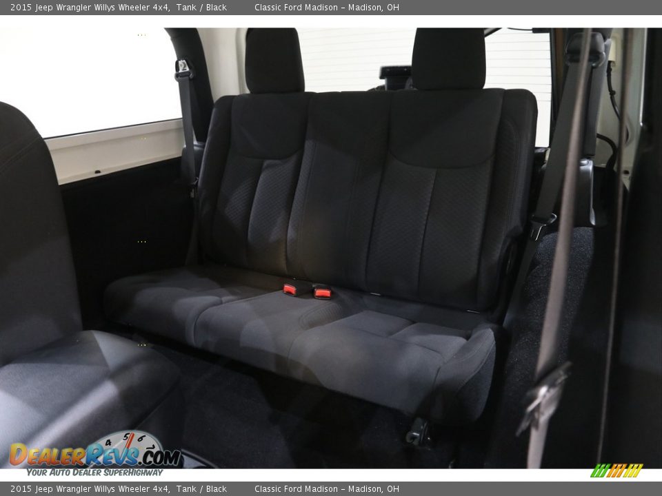 2015 Jeep Wrangler Willys Wheeler 4x4 Tank / Black Photo #15