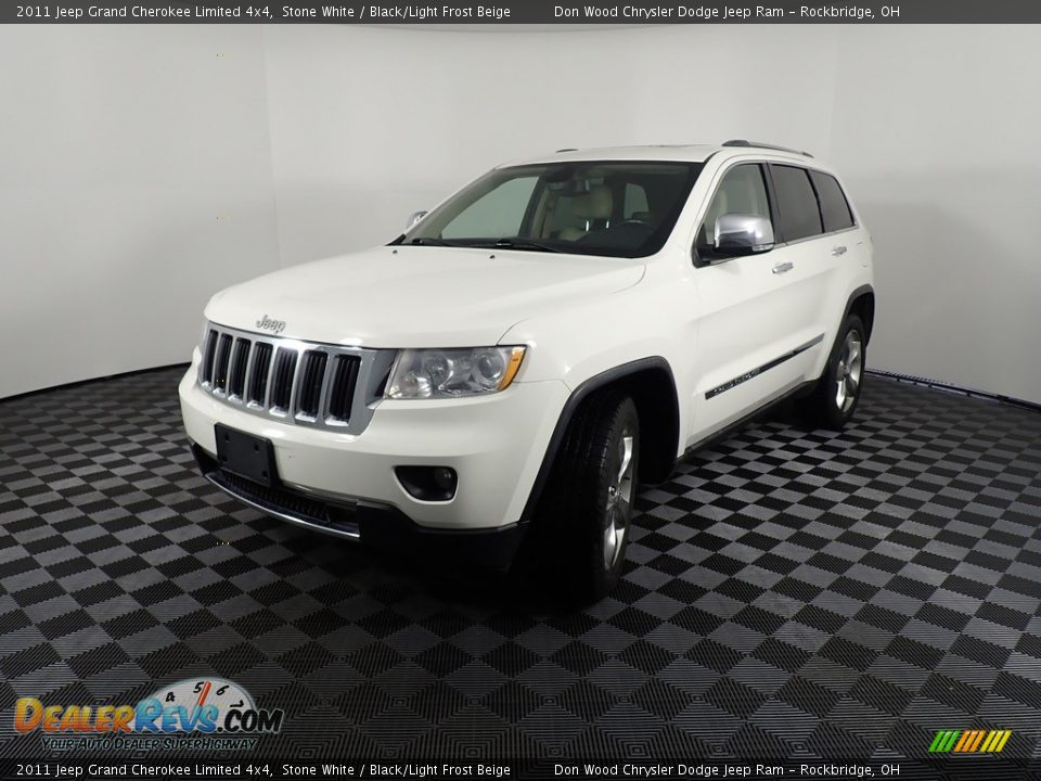 2011 Jeep Grand Cherokee Limited 4x4 Stone White / Black/Light Frost Beige Photo #10