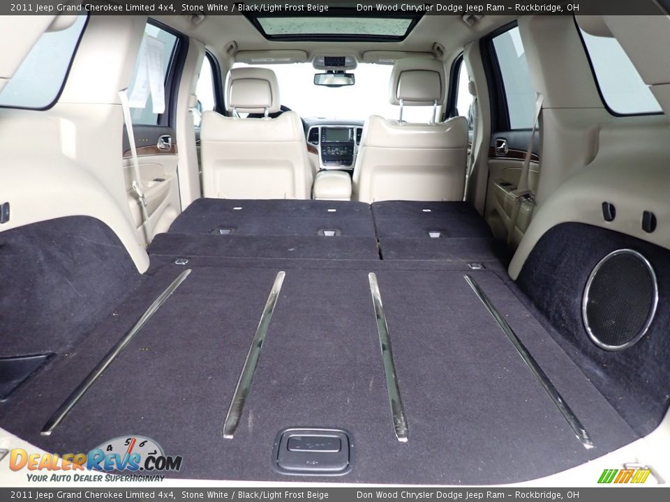 2011 Jeep Grand Cherokee Limited 4x4 Stone White / Black/Light Frost Beige Photo #18