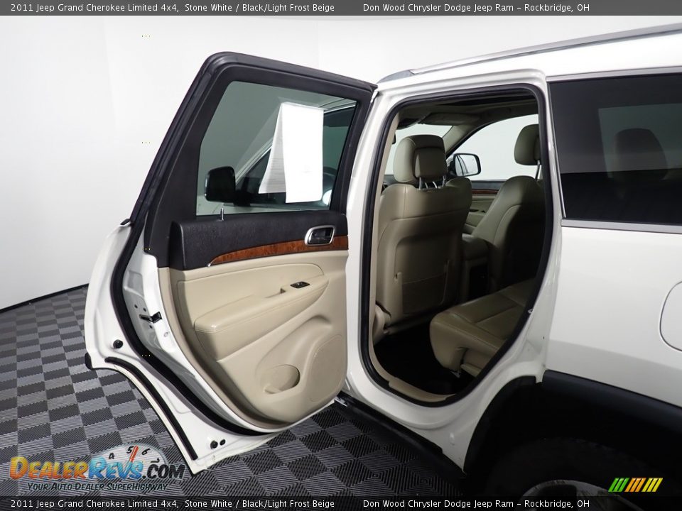 2011 Jeep Grand Cherokee Limited 4x4 Stone White / Black/Light Frost Beige Photo #28