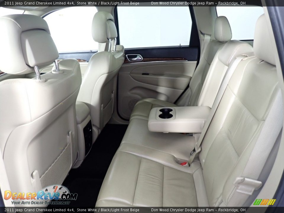 2011 Jeep Grand Cherokee Limited 4x4 Stone White / Black/Light Frost Beige Photo #29