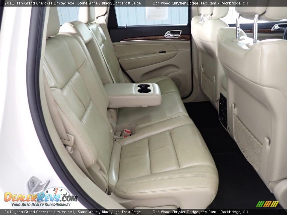 2011 Jeep Grand Cherokee Limited 4x4 Stone White / Black/Light Frost Beige Photo #33