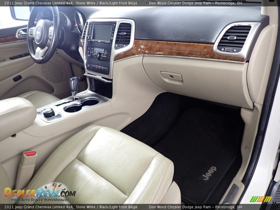 2011 Jeep Grand Cherokee Limited 4x4 Stone White / Black/Light Frost Beige Photo #36