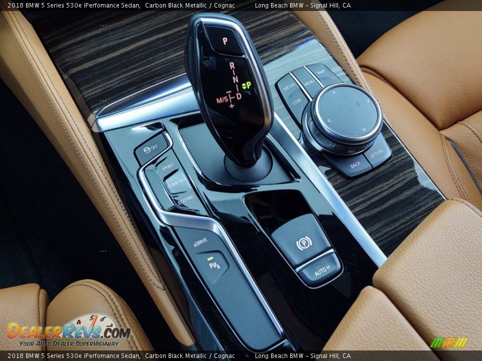 2018 BMW 5 Series 530e iPerfomance Sedan Shifter Photo #26