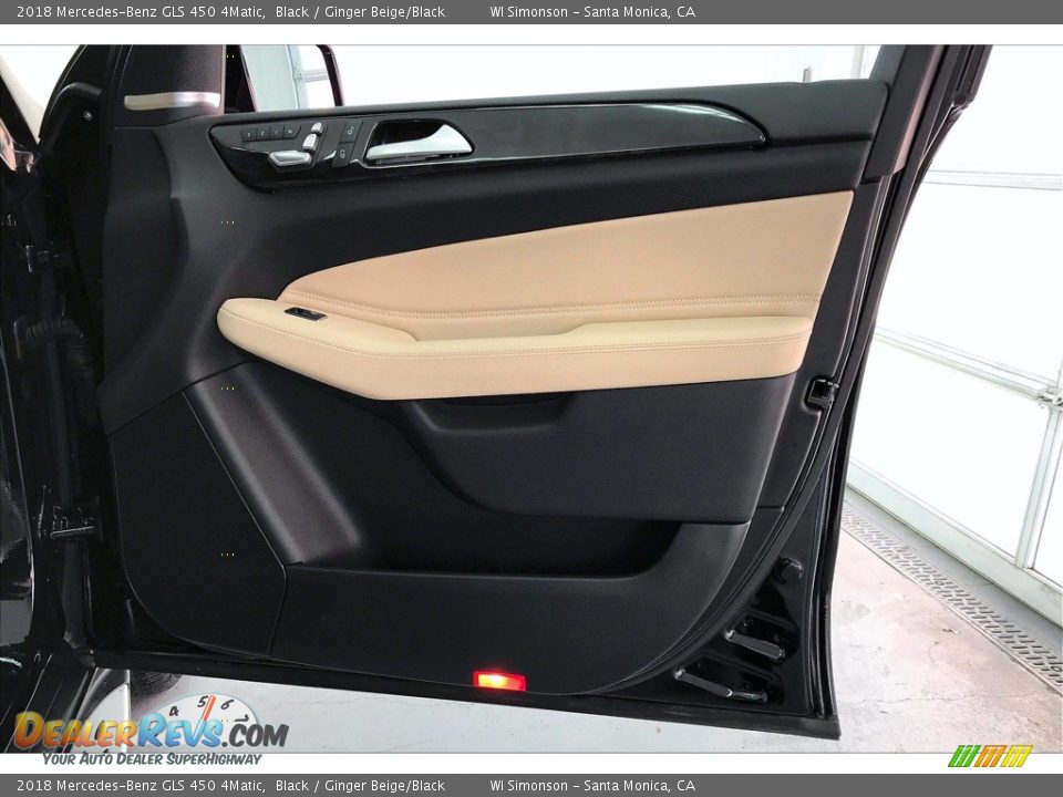 Door Panel of 2018 Mercedes-Benz GLS 450 4Matic Photo #27