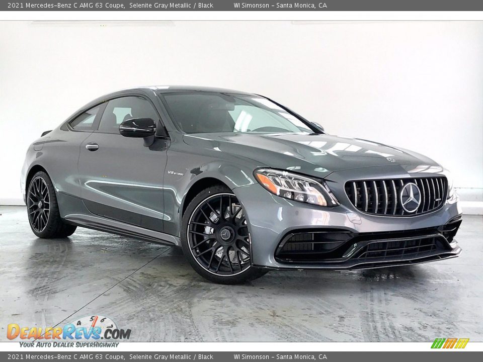 Front 3/4 View of 2021 Mercedes-Benz C AMG 63 Coupe Photo #12