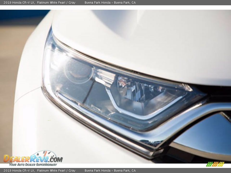 2019 Honda CR-V LX Platinum White Pearl / Gray Photo #8