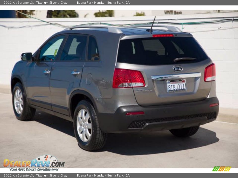 2011 Kia Sorento LX Titanium Silver / Gray Photo #2