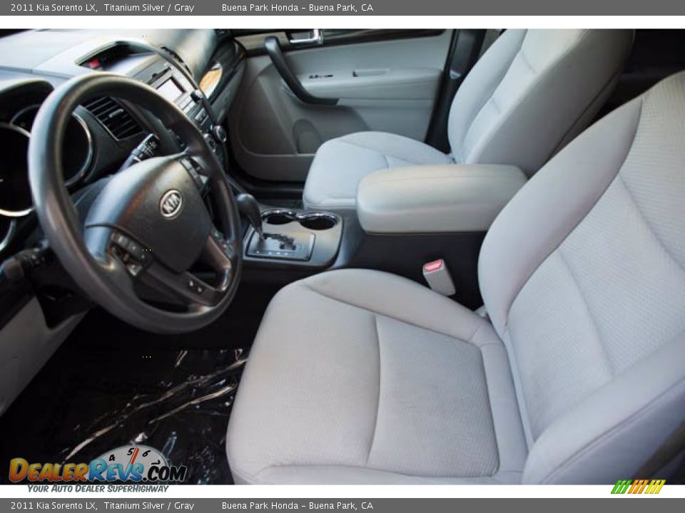 2011 Kia Sorento LX Titanium Silver / Gray Photo #3