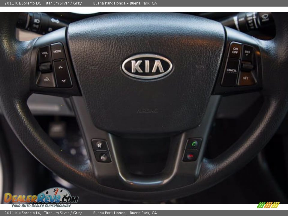 2011 Kia Sorento LX Titanium Silver / Gray Photo #13