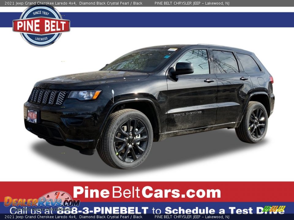 2021 Jeep Grand Cherokee Laredo 4x4 Diamond Black Crystal Pearl / Black Photo #1