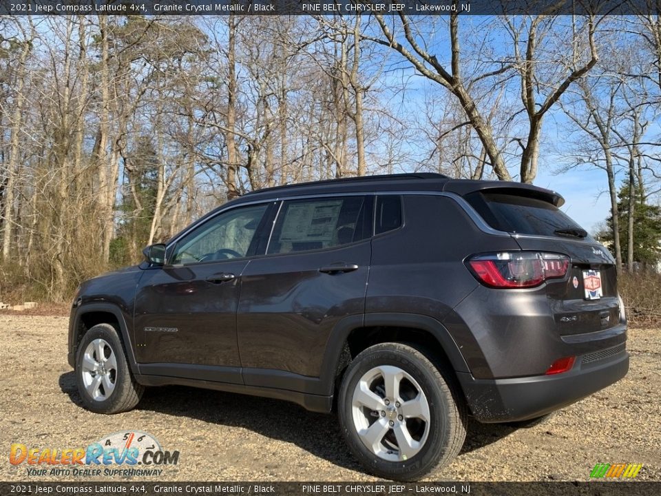 2021 Jeep Compass Latitude 4x4 Granite Crystal Metallic / Black Photo #6