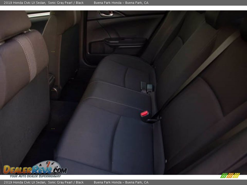 2019 Honda Civic LX Sedan Sonic Gray Pearl / Black Photo #4