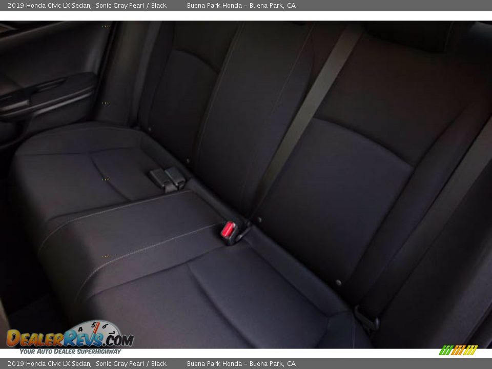 2019 Honda Civic LX Sedan Sonic Gray Pearl / Black Photo #19