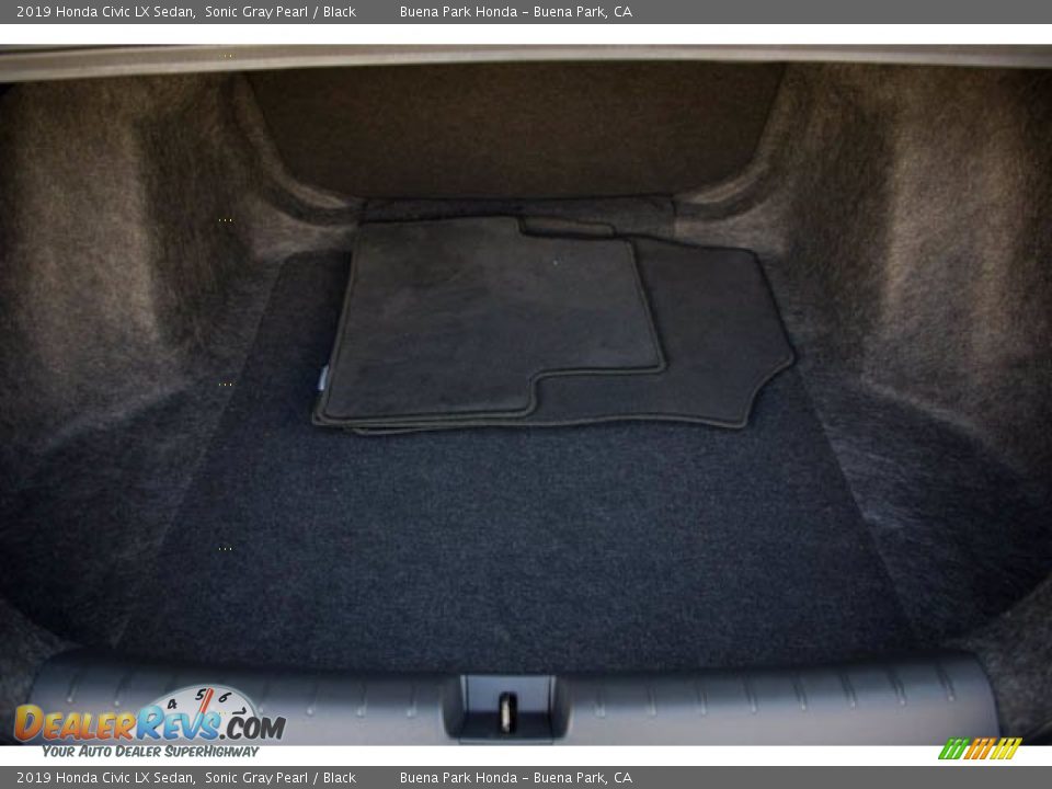 2019 Honda Civic LX Sedan Sonic Gray Pearl / Black Photo #20