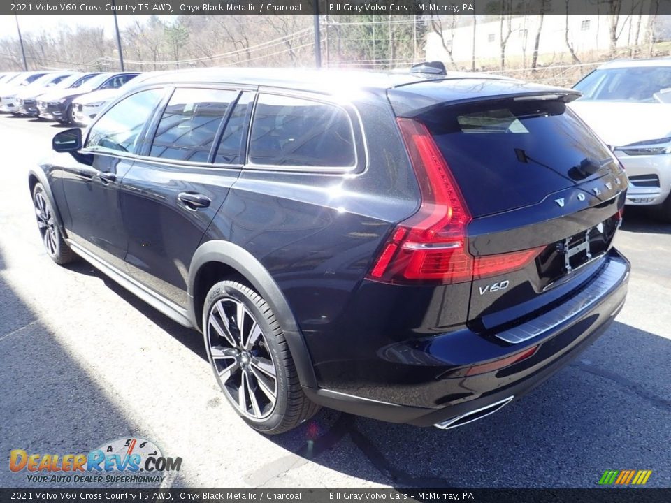 2021 Volvo V60 Cross Country T5 AWD Onyx Black Metallic / Charcoal Photo #4